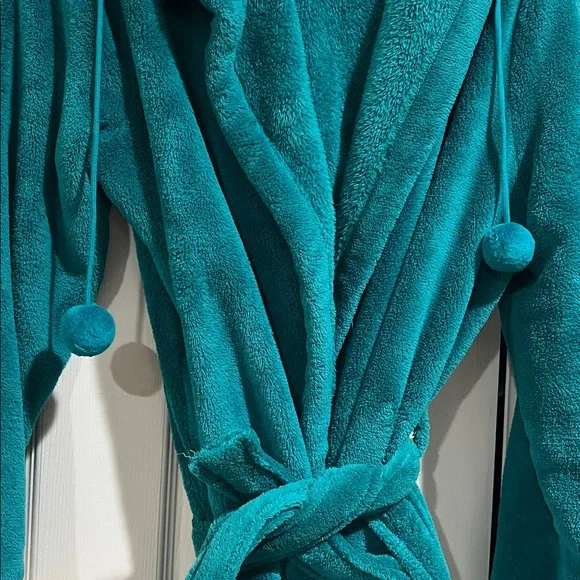 Xhilaration Robe - Picture 3 of 4